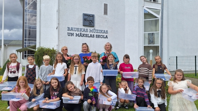 2026./2027.m.g.pirmklasnieki Mākslas nodaļā.